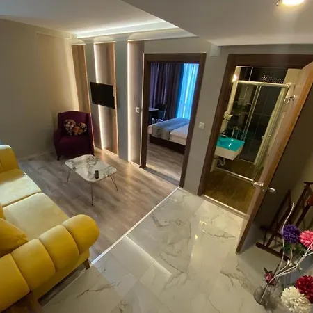 Yucel Otel 4*