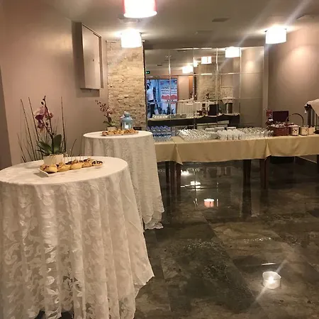 Hotel Yucel Uşak