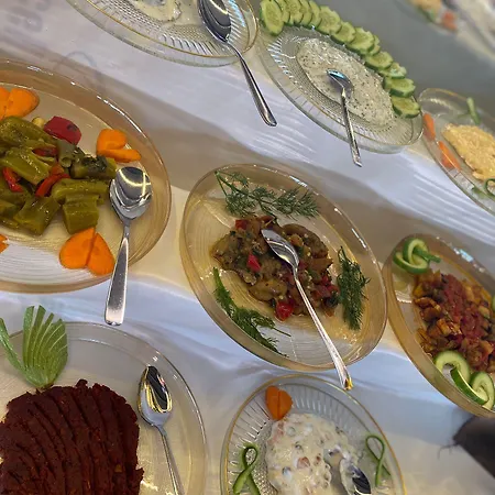 Yucel Hotel
