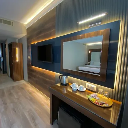 Yucel Hotel Uşak
