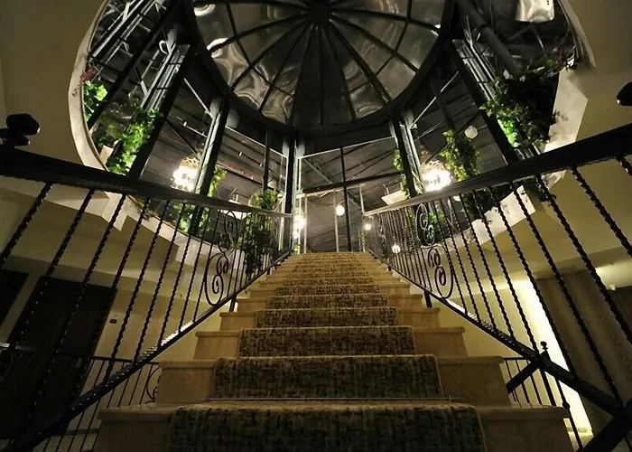 Yucel Отель Ушак